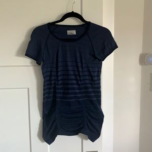 Athleta short sleeve top
